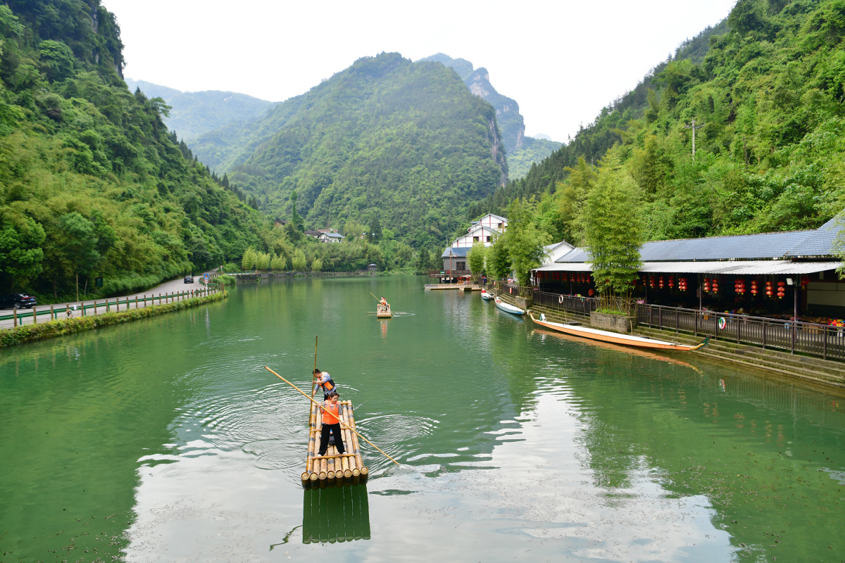 彭水阿依河，山水间的梦幻之旅