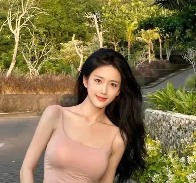 潘甜甜三部作品名称及简介