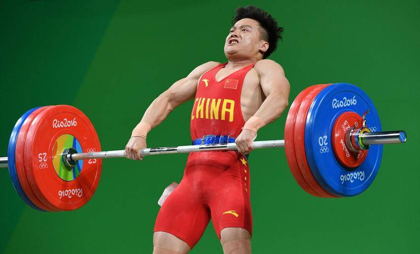 举重运动员大吼一声是什么意思举重运动员大吼一声的震撼与力量