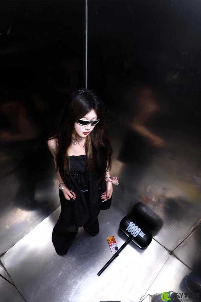 女19岁RAPPER潮水欢迎你RAPPER女19岁潮水欢迎你
