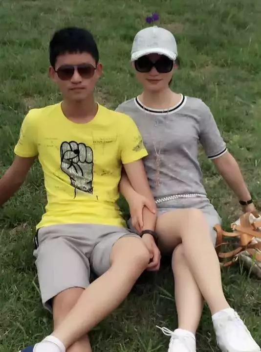 高考后的转变，妈妈从了我