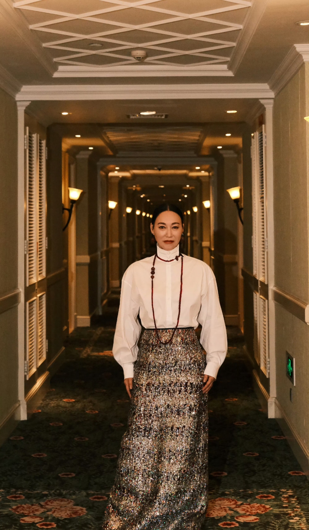 女人红女人红，魅力与风采的独特诠释-第3张图片