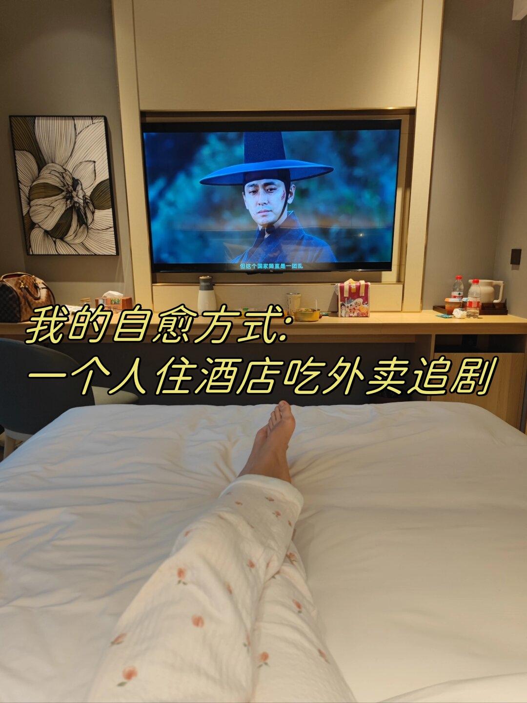 一个在上面吃一个在下的那个一个在上头享受美食，一个在下头品尝滋味-第3张图片