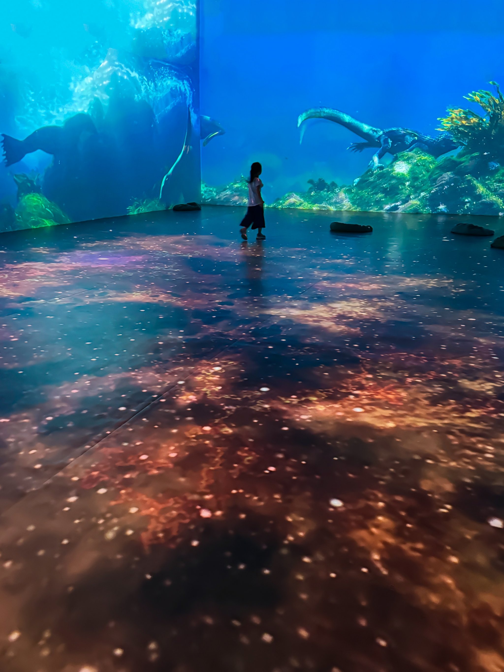 ff15FF15，沉浸于奇幻世界的冒险之旅-第2张图片