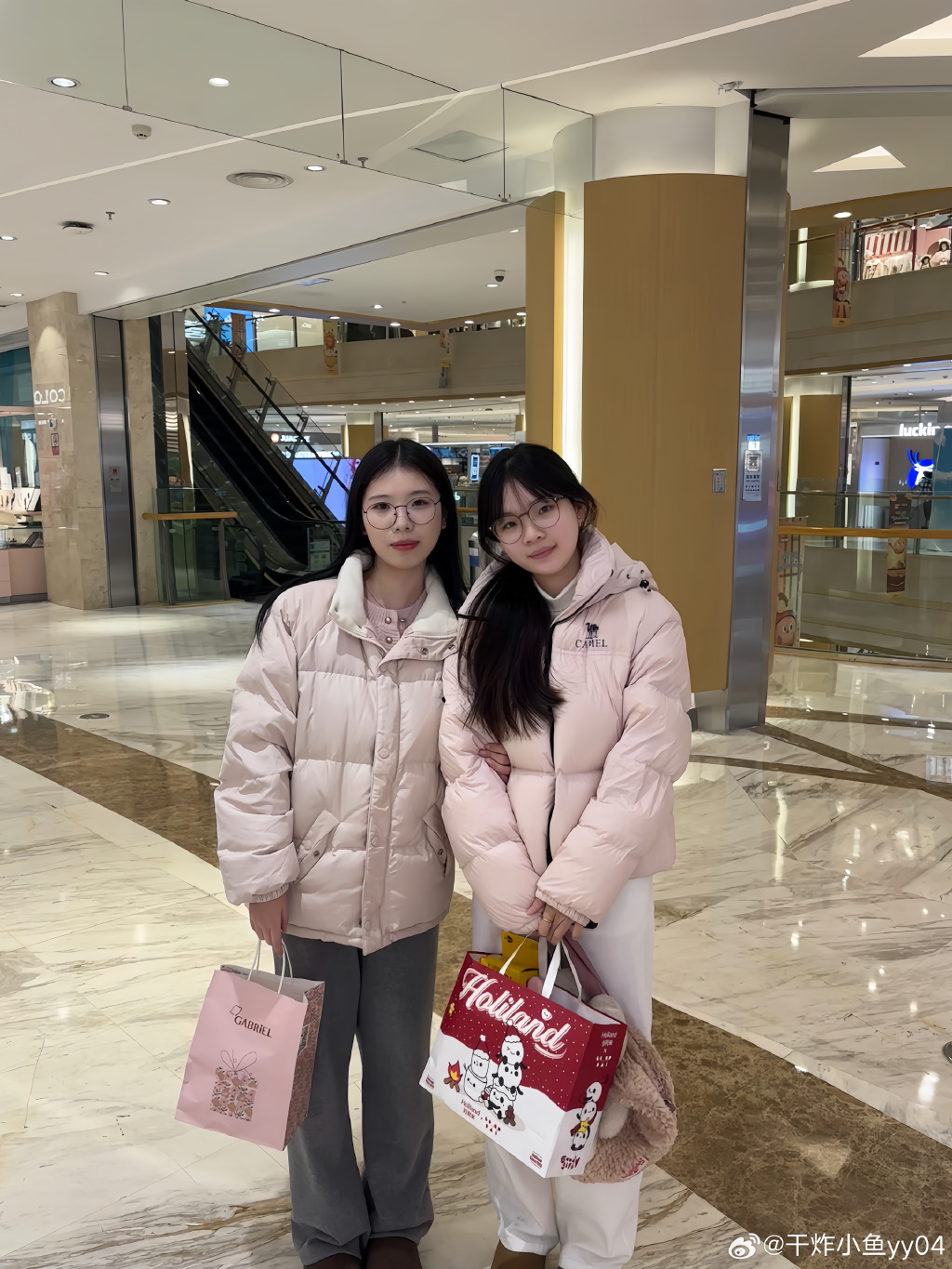 国产成 人 综合 亚洲专区约04年白嫩学生妹 - 8MAV国产成人综合，亚洲特色与本土创新-第1张图片