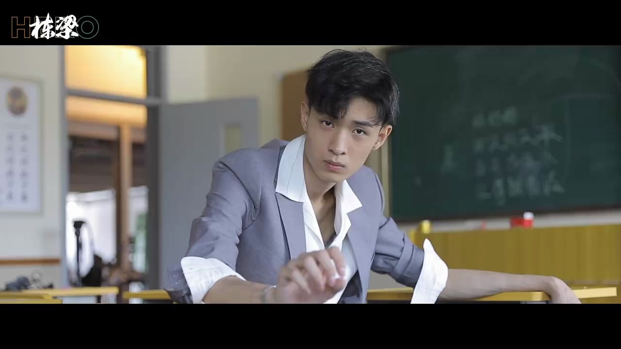 学长在浴室把我处破了H学长在浴室把我处破了-第3张图片