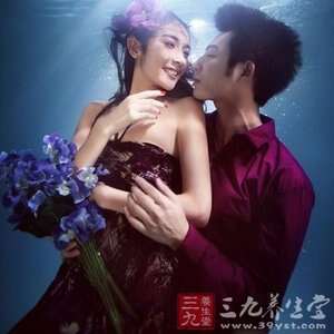 男子扒开美女尿口做羞羞的事_第1集男子扒开美女尿口羞羞之事