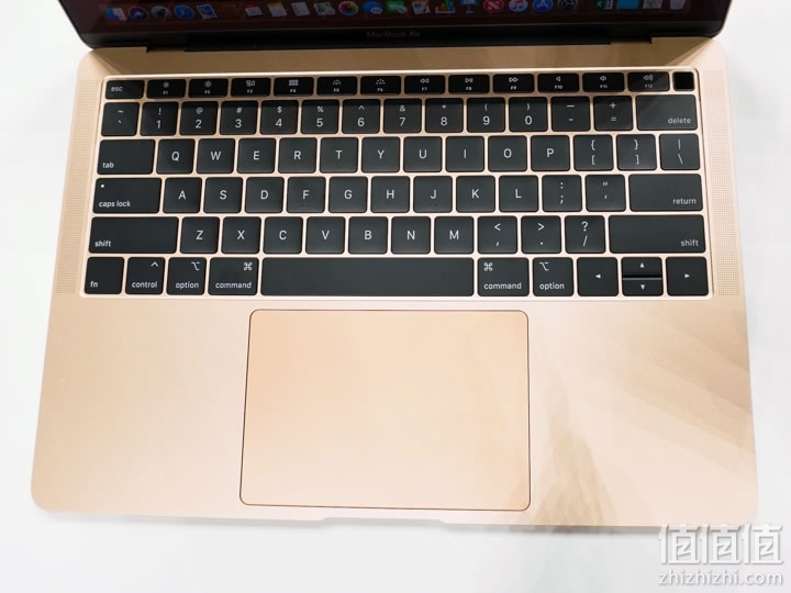 18 19macbook airHDoroMacBook Air 18代与19代对比