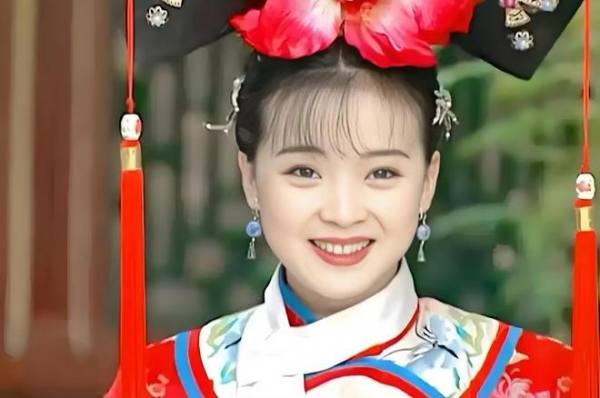 乾隆书房之遇小燕子-第2张图片