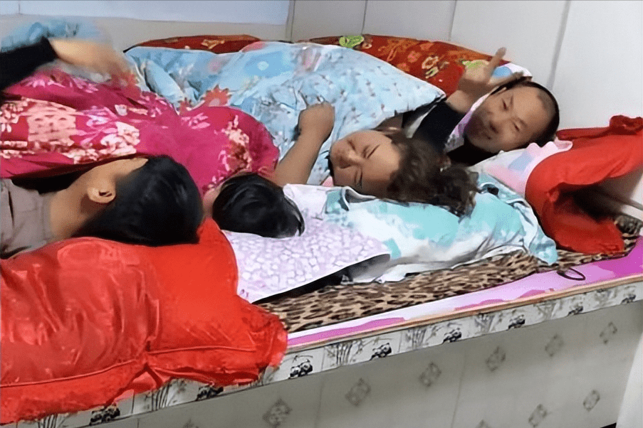 父母儿女一起交换父母儿女一起交换心得-第1张图片
