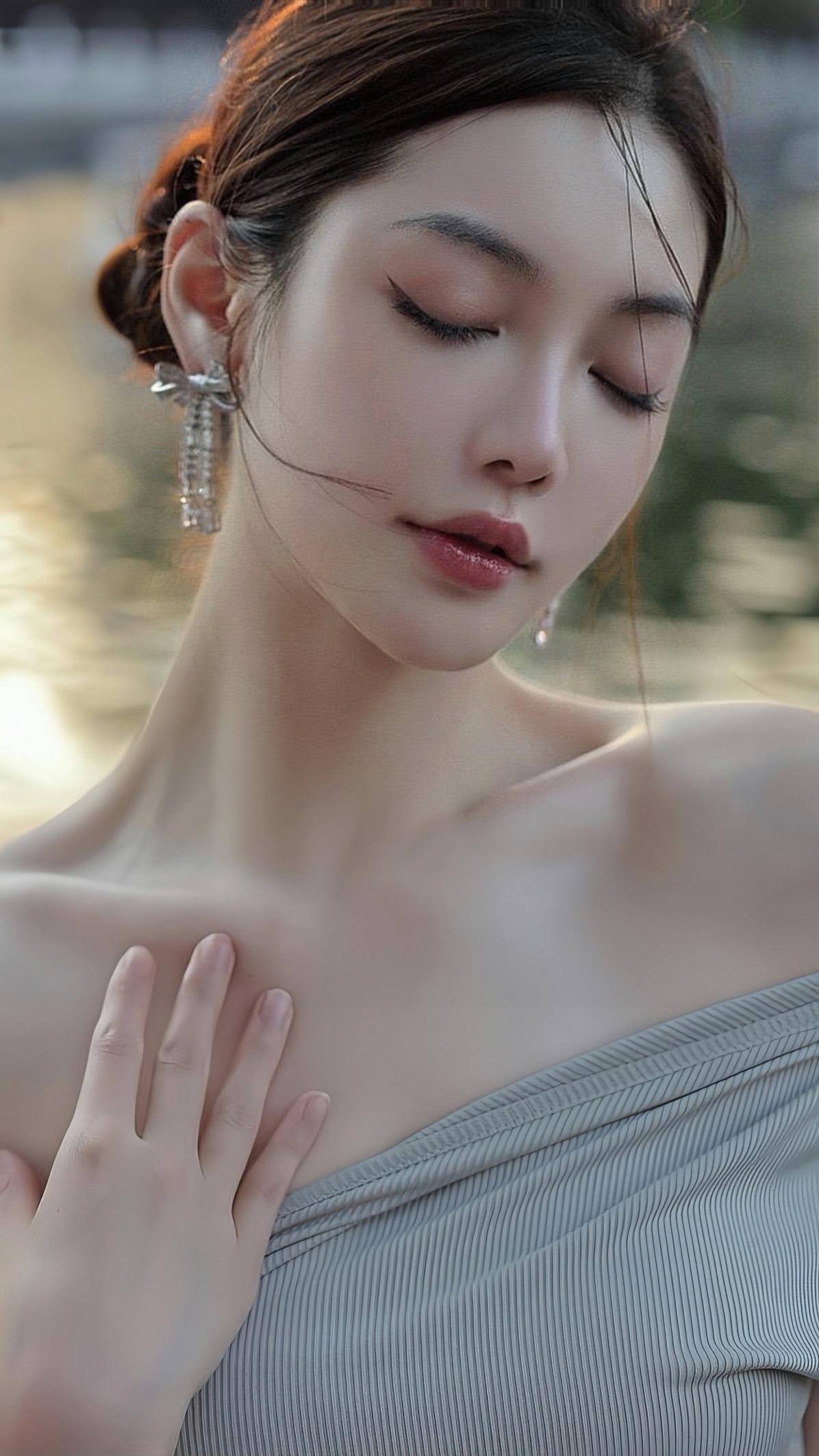 久久精品美女-第2张图片