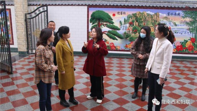 吕红今天刚进门就听见吕红今天刚进门就听见-第2张图片