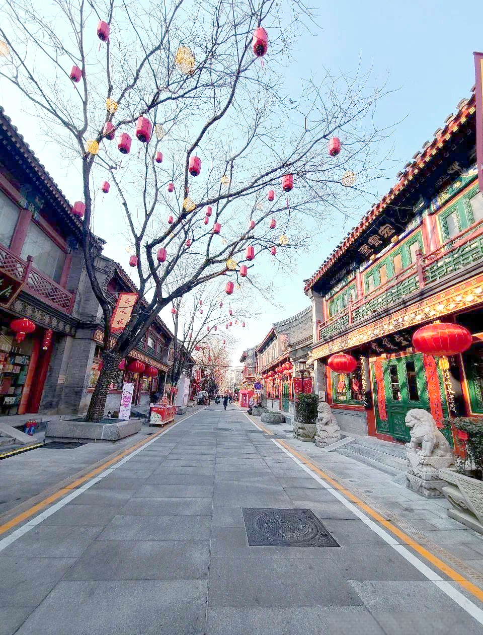 北京磁器口，千年古韵，历史与现代的交织