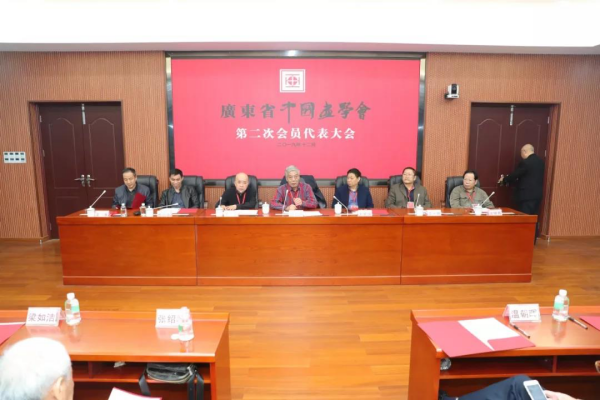 铿锵锵锵锵锵免费观看下拉式铿锵锵锵免费观看下拉式文章