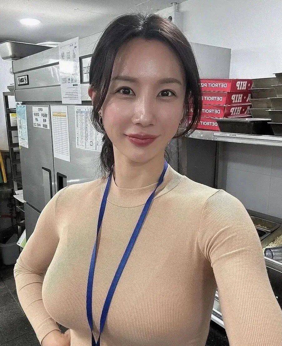 玩熟女玩熟女，女性魅力与游戏世界的完美融合-第1张图片