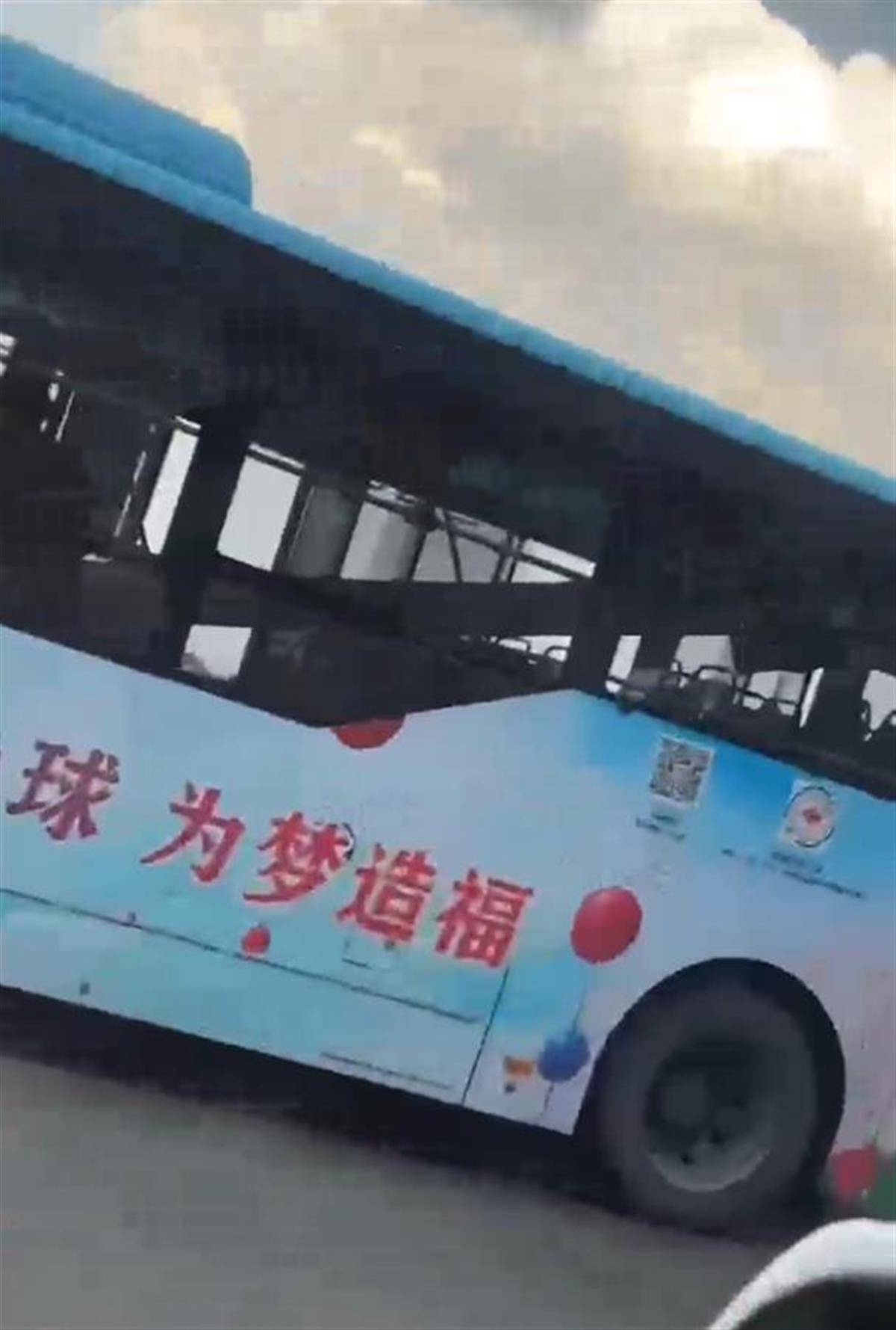 公交车上被弄进走不动路公交车上被弄进走不动路-第3张图片