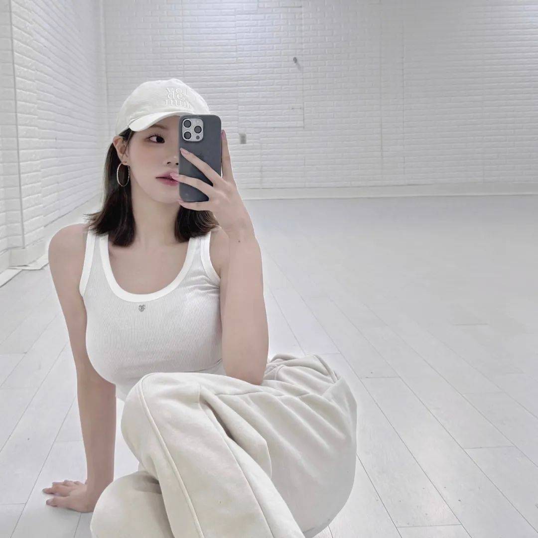 欲妇荡岳丰满少妇A片24小时欲妇荡岳丰满少妇A片24小时