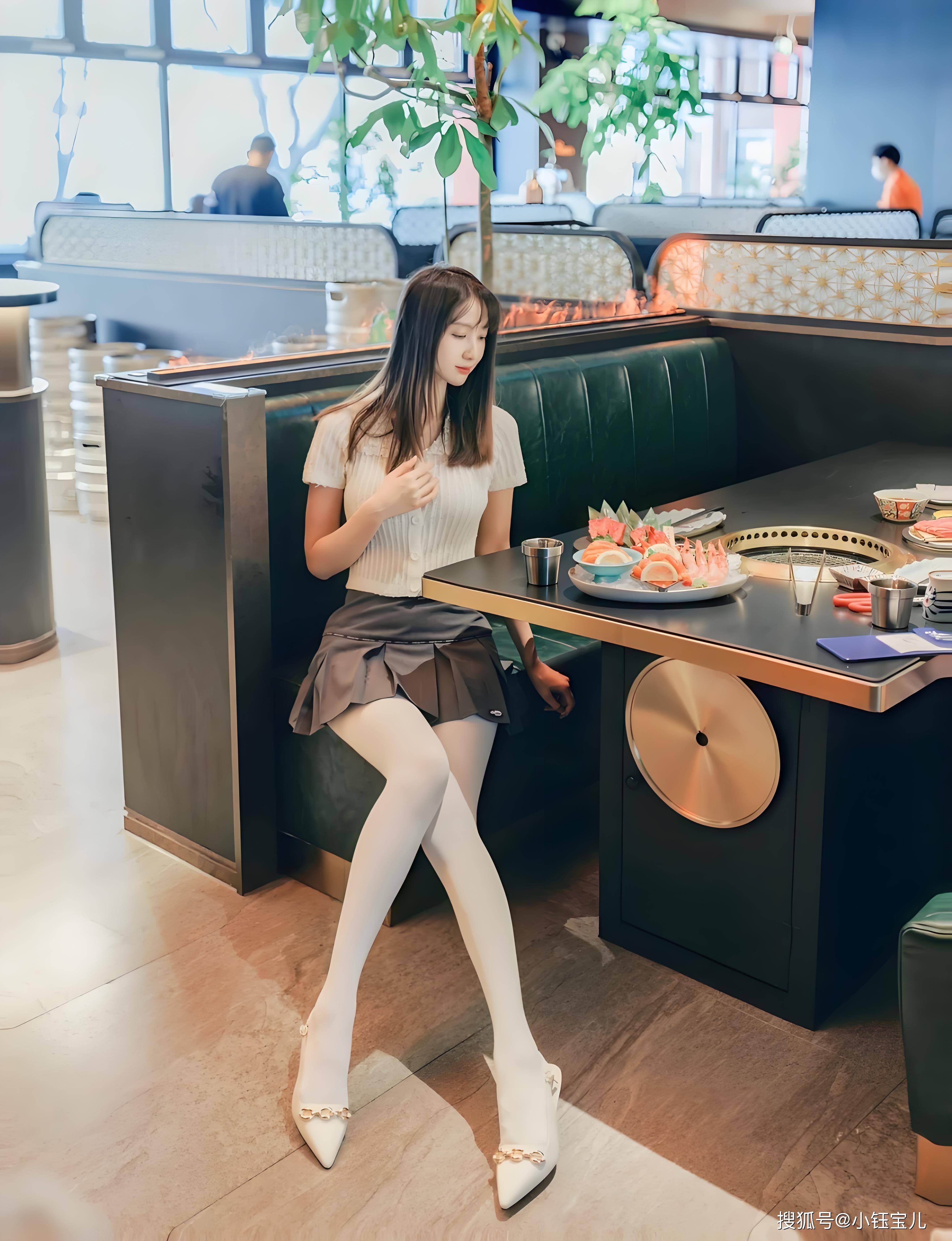 丝袜文学，魅力与探索