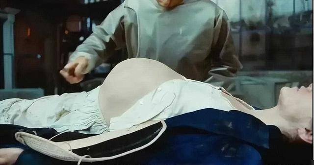 外国大尺度超裸床戏视频外国大尺度超裸床戏揭秘-第2张图片