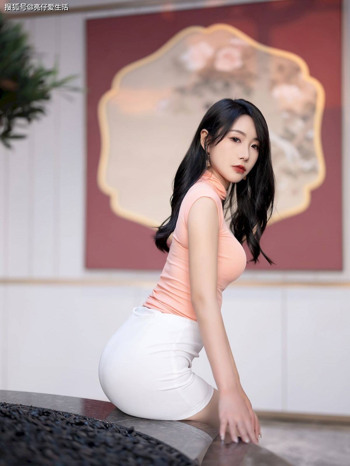 乳神潘春春，魅力四溢的时尚女神-第2张图片