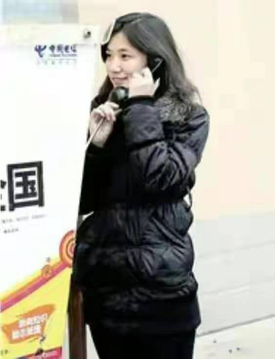 夫妻请部长家里做客