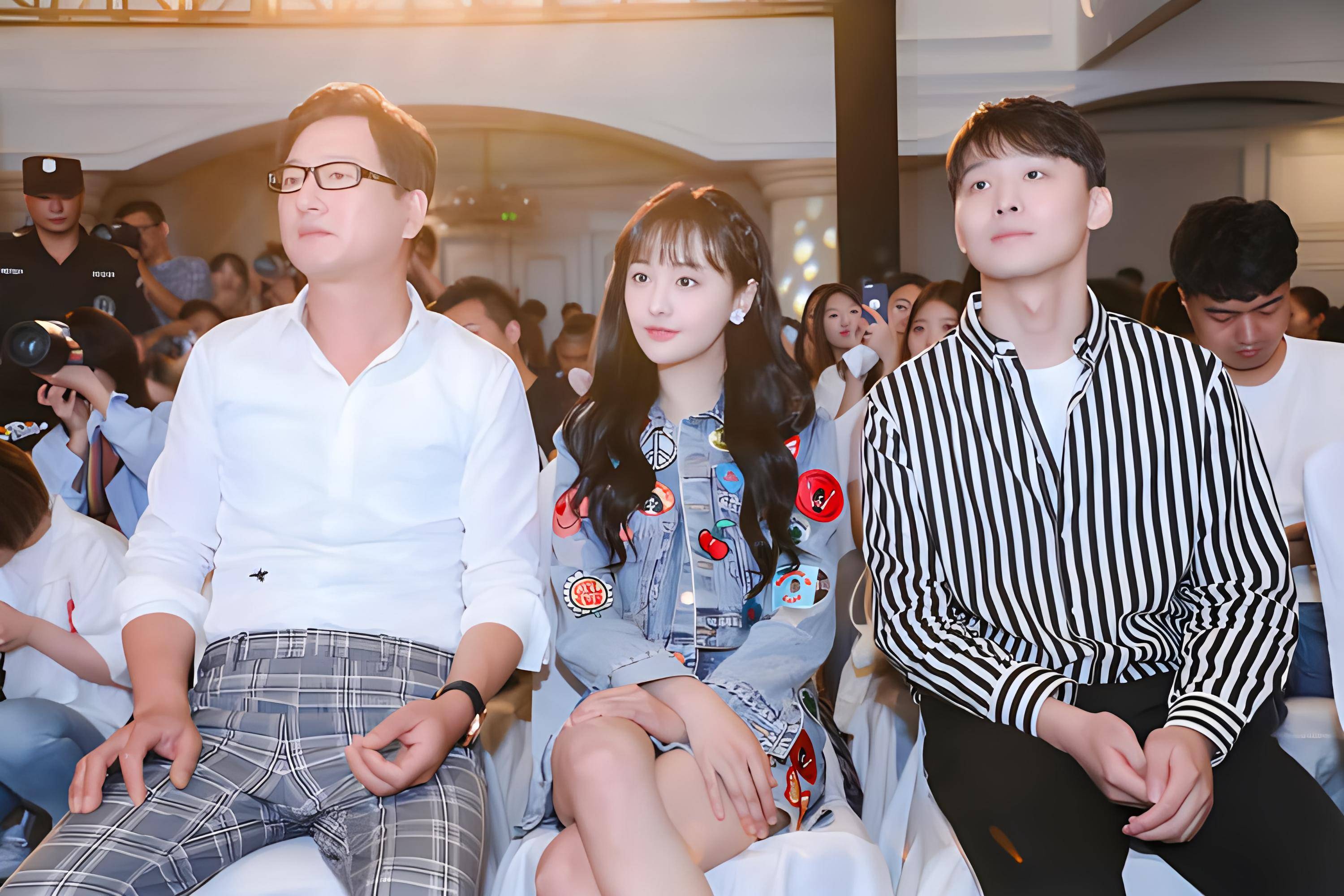 郑爽杨幂郑爽与杨幂，娱乐圈的璀璨之星-第2张图片