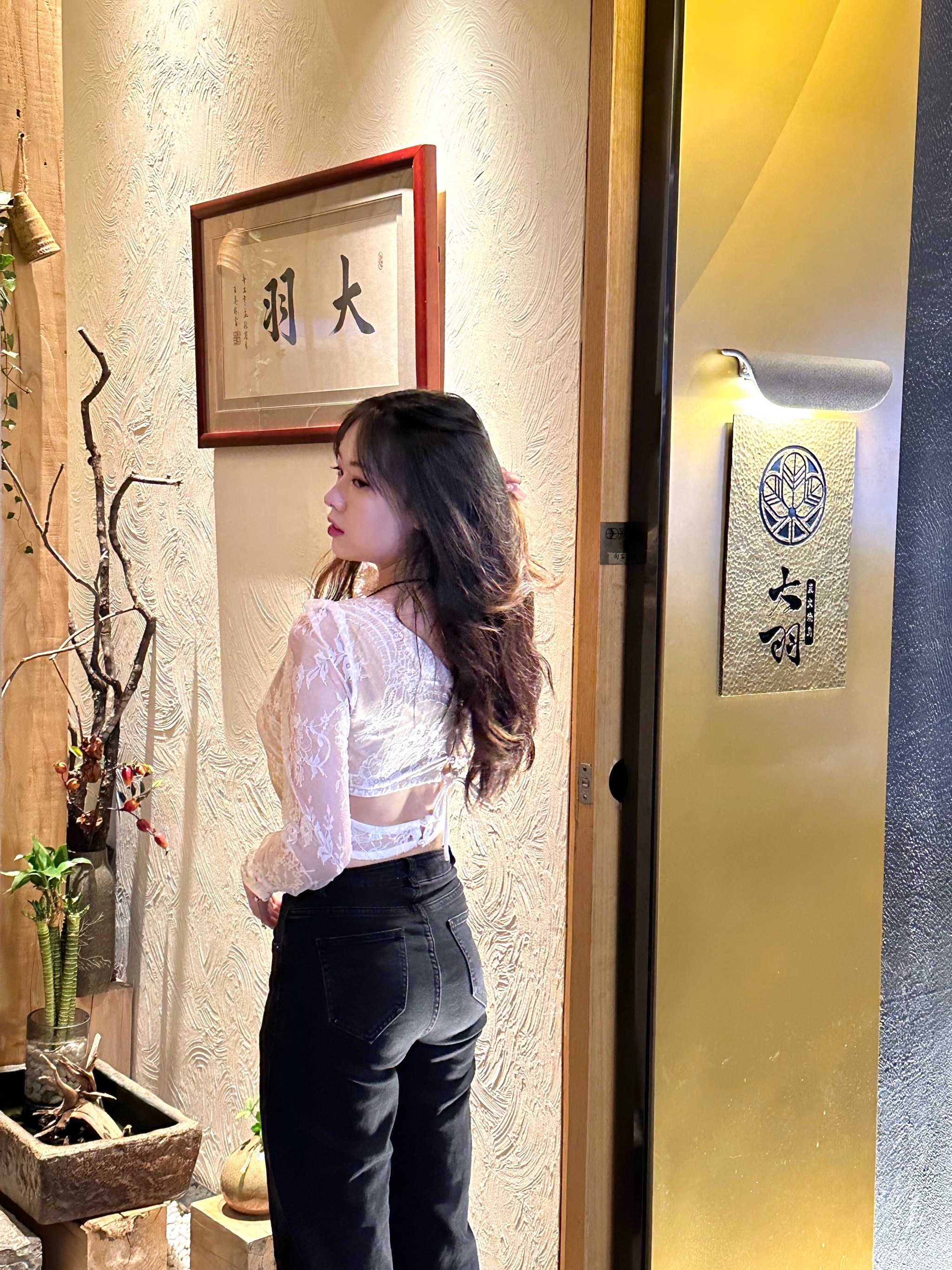 口爆女，魅力四溢的时尚新星-第2张图片
