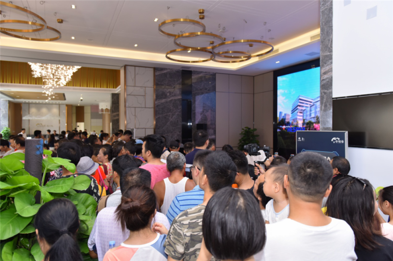 现场开奖结果香港直播现场开奖结果香港，揭晓激动人心的时刻-第2张图片