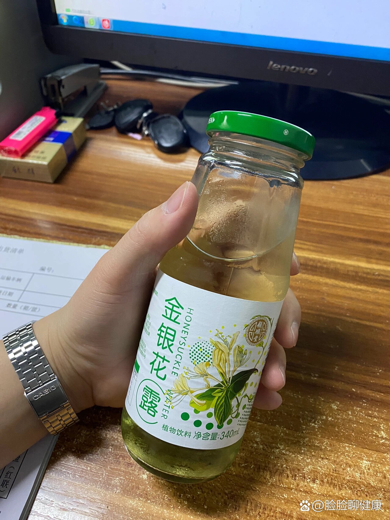 玩具入侵BY金银花露玩具入侵，金银花露的守护与应对-第2张图片