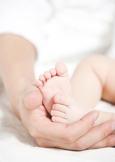 宝宝你那里面都湿透了免费小宝贝你下面透的只剩一个线-第2张图片