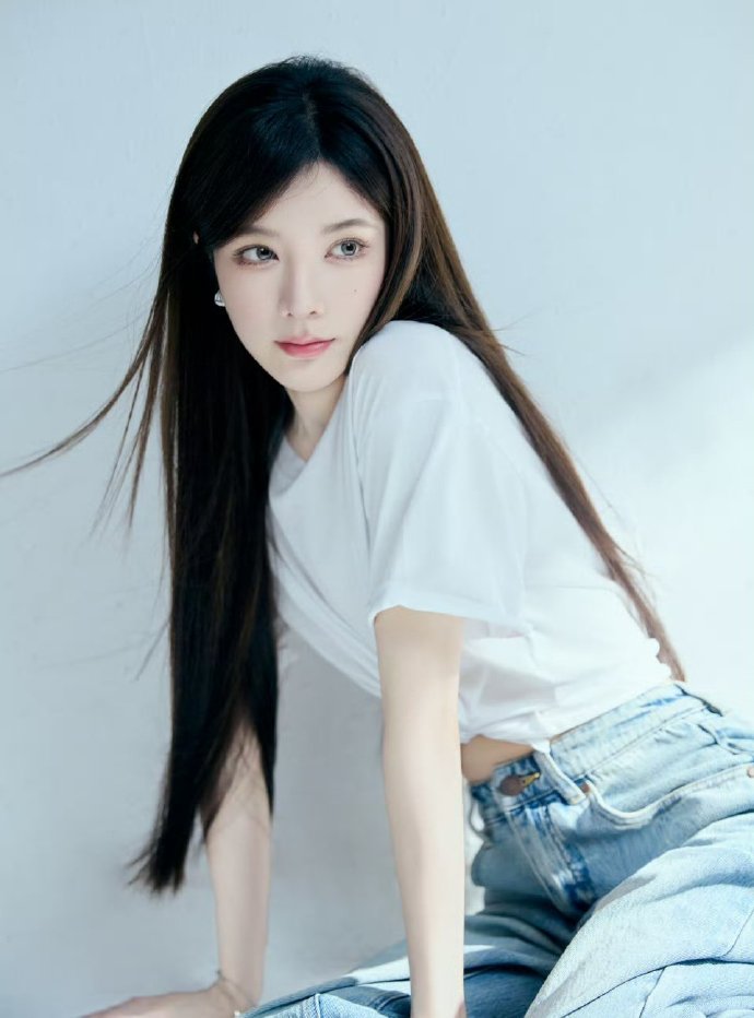 美女漏BB，风情万种的美-第1张图片