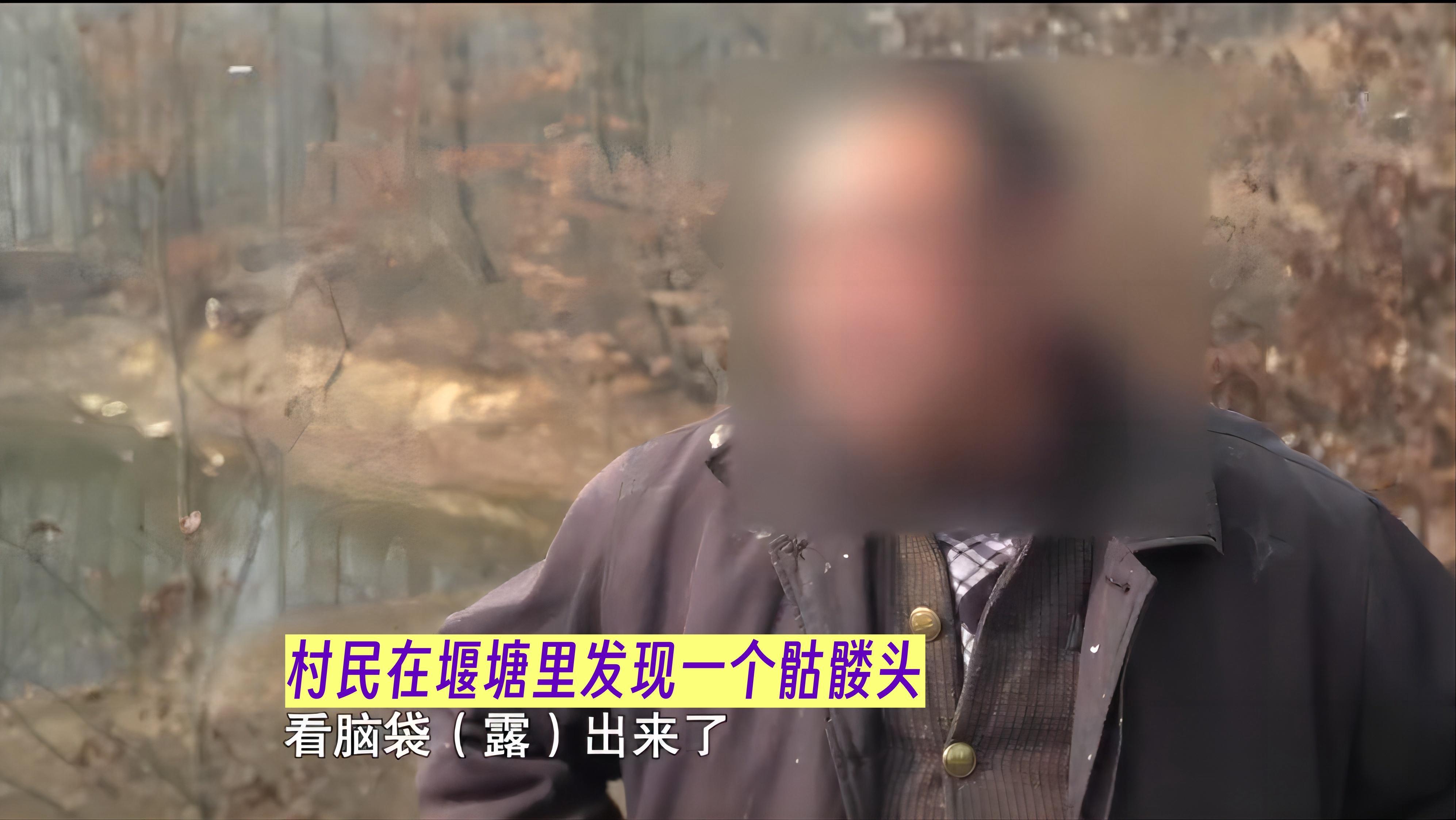 男子被绑了起来被绑在男厕所供人享用的诱惑-第3张图片