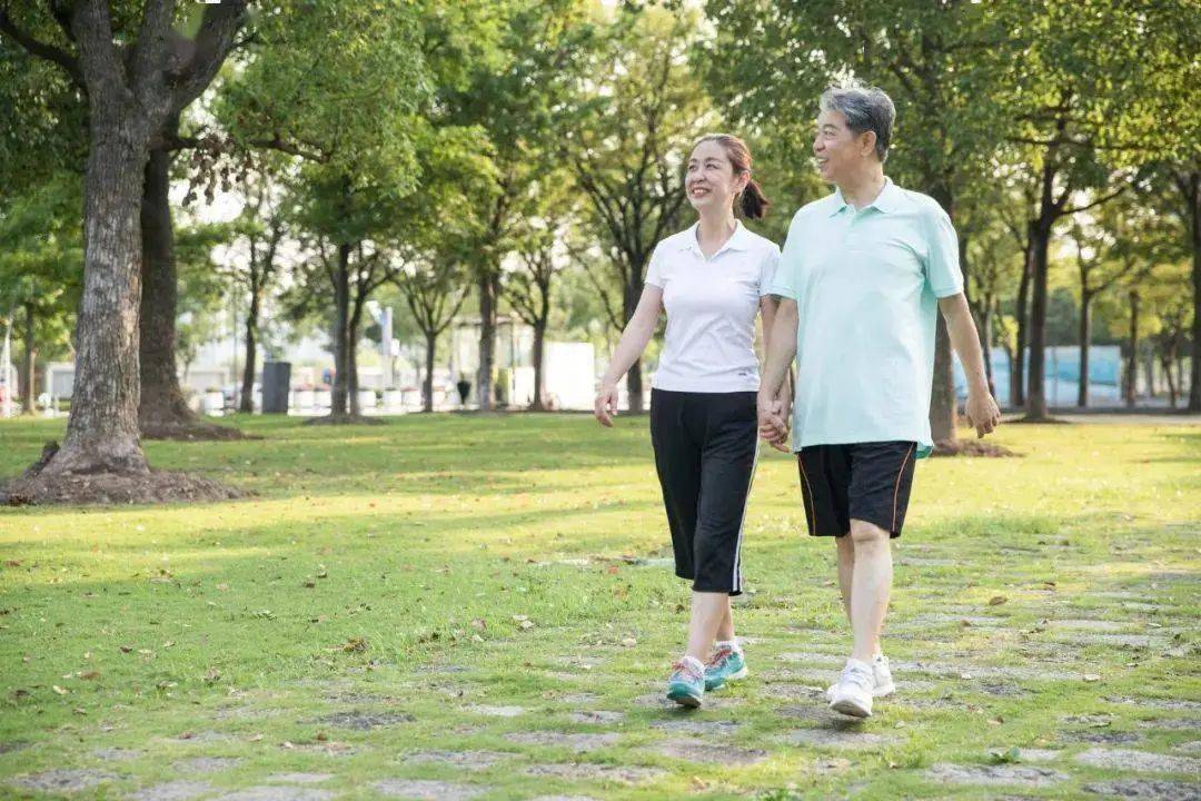 夫妻多人运动，激情与活力的新篇章