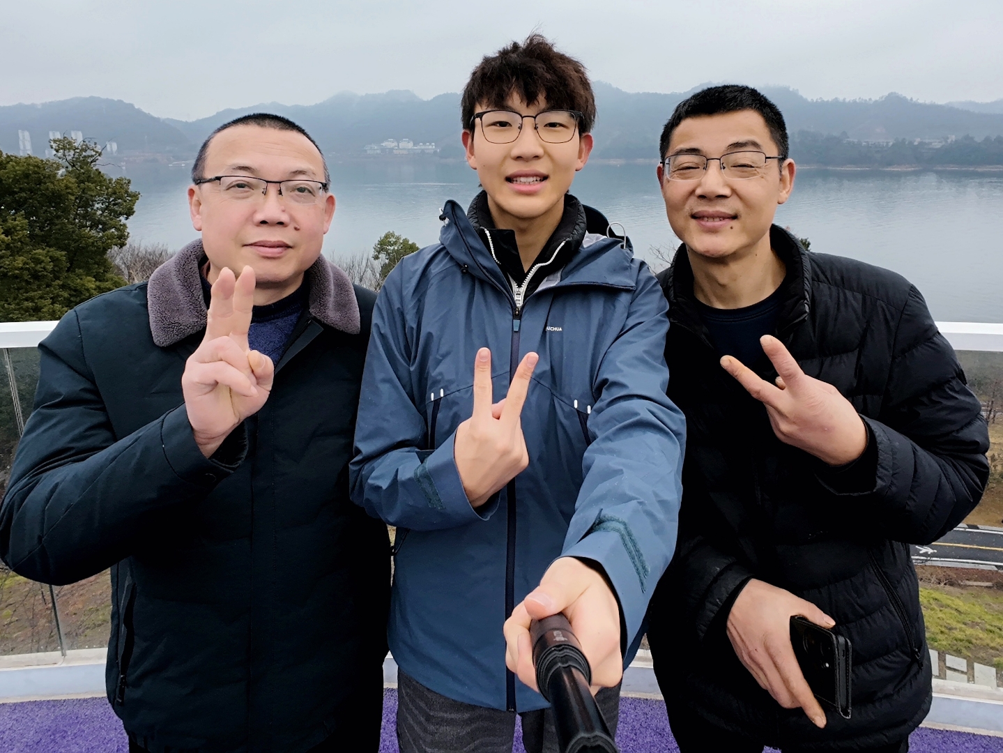 叔叔不约匿名聊天窗口