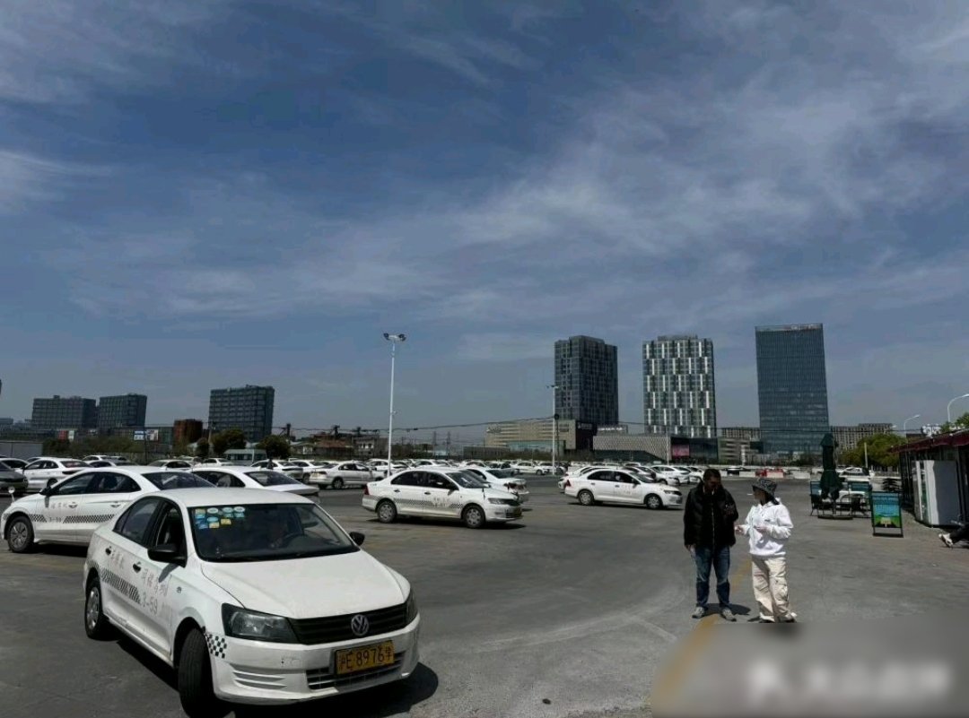韩萌萌和刘教练练车叫什么名字韩萌萌与刘教练练车故事，神秘名字揭晓
