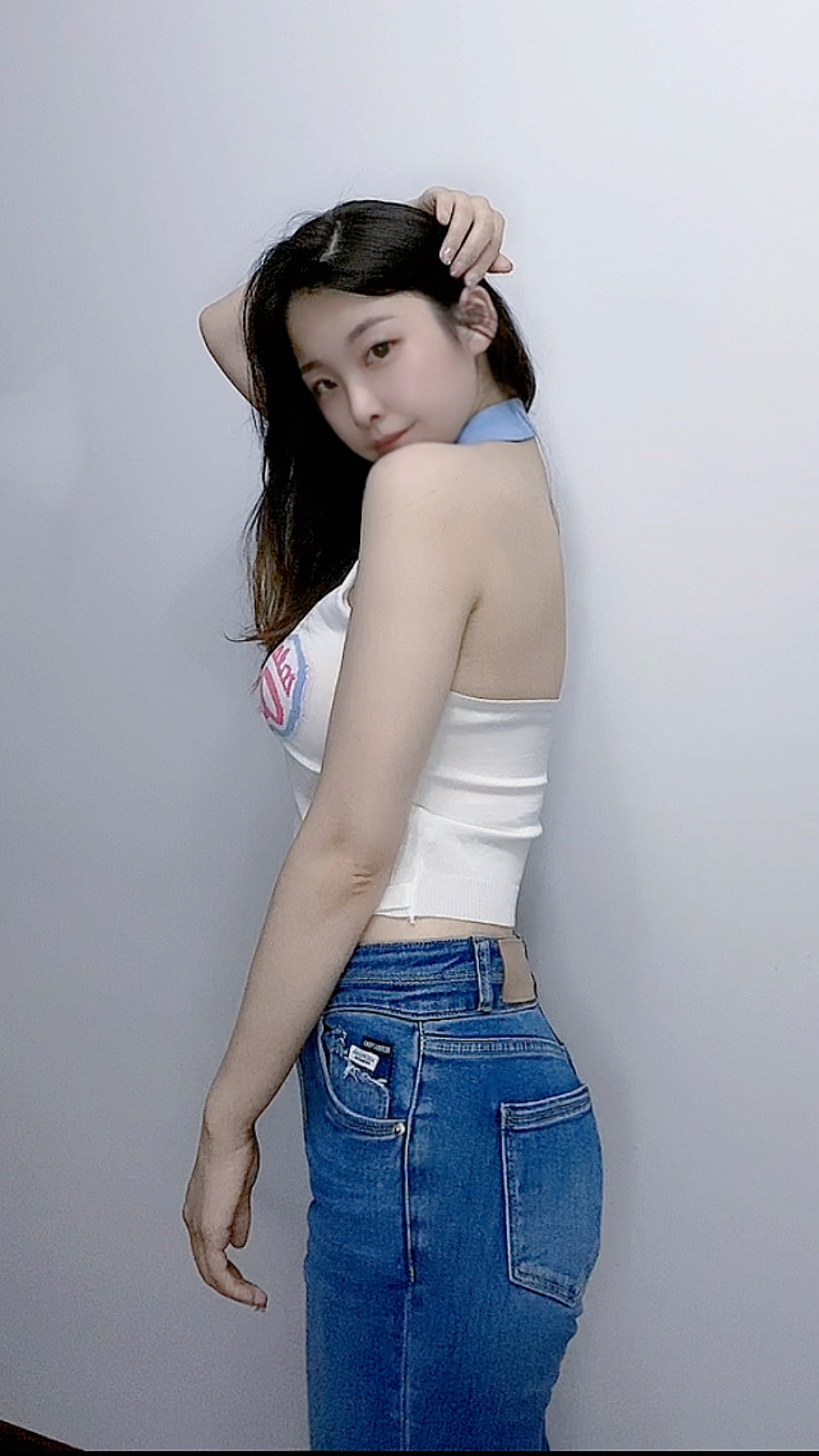 美女脱得一二净的少女