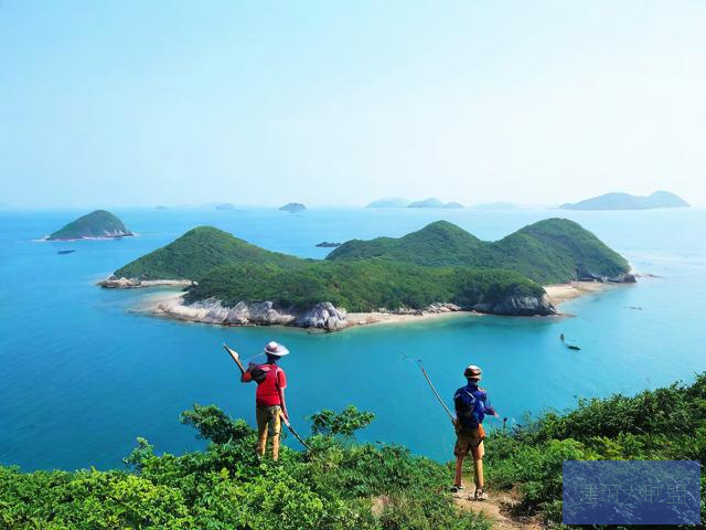 雷神岛探险记